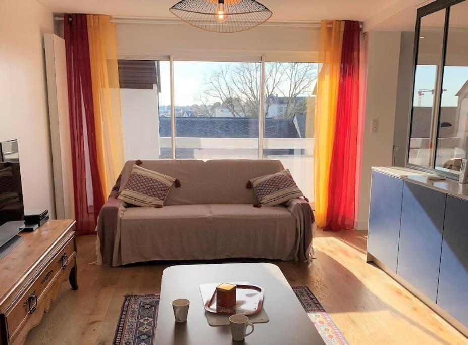 Le 828 : Appartement En Plein Centre De Vannes Ngoại thất bức ảnh